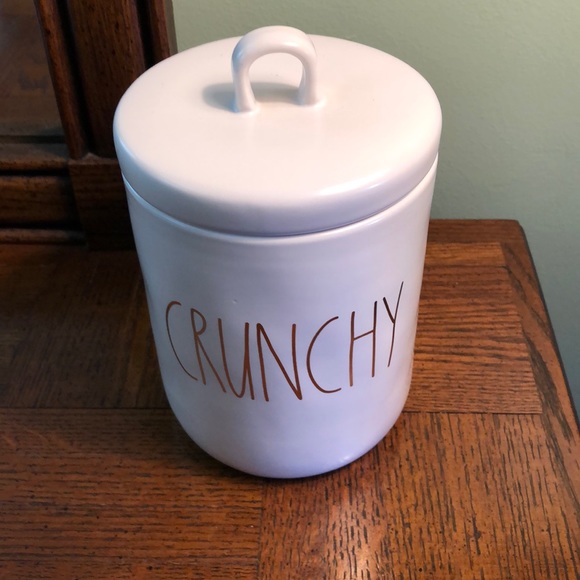 NWT Rae Dunn ceramic crunchy canister